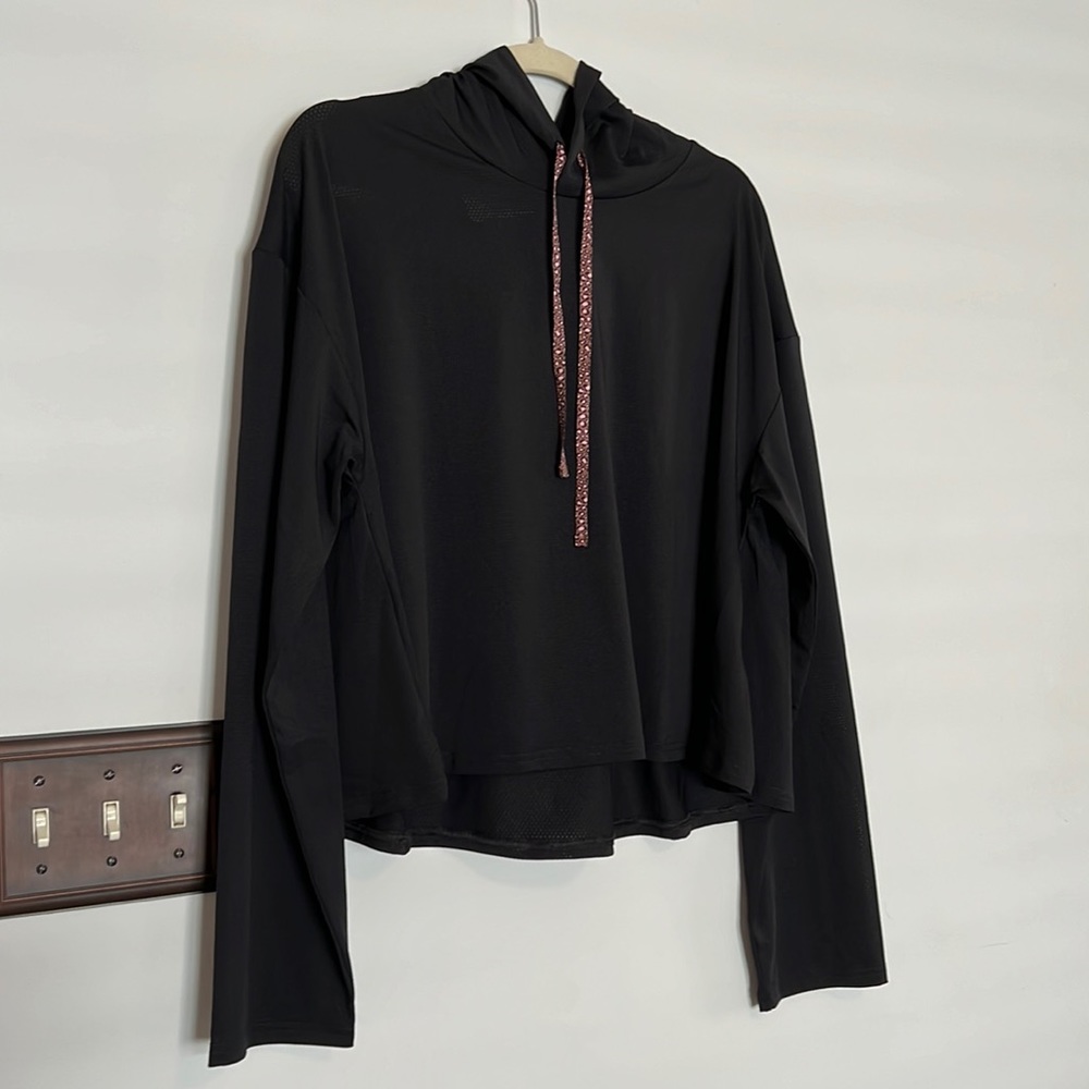 Fabletics Kaia Cropped Hoodie - NWT